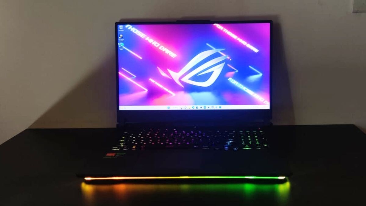 The G17's backlit keyboard is one of its best features and it is also important when it comes to looks. The G17's backlit keyboard is one of its best features and it is also important when it comes to looks.