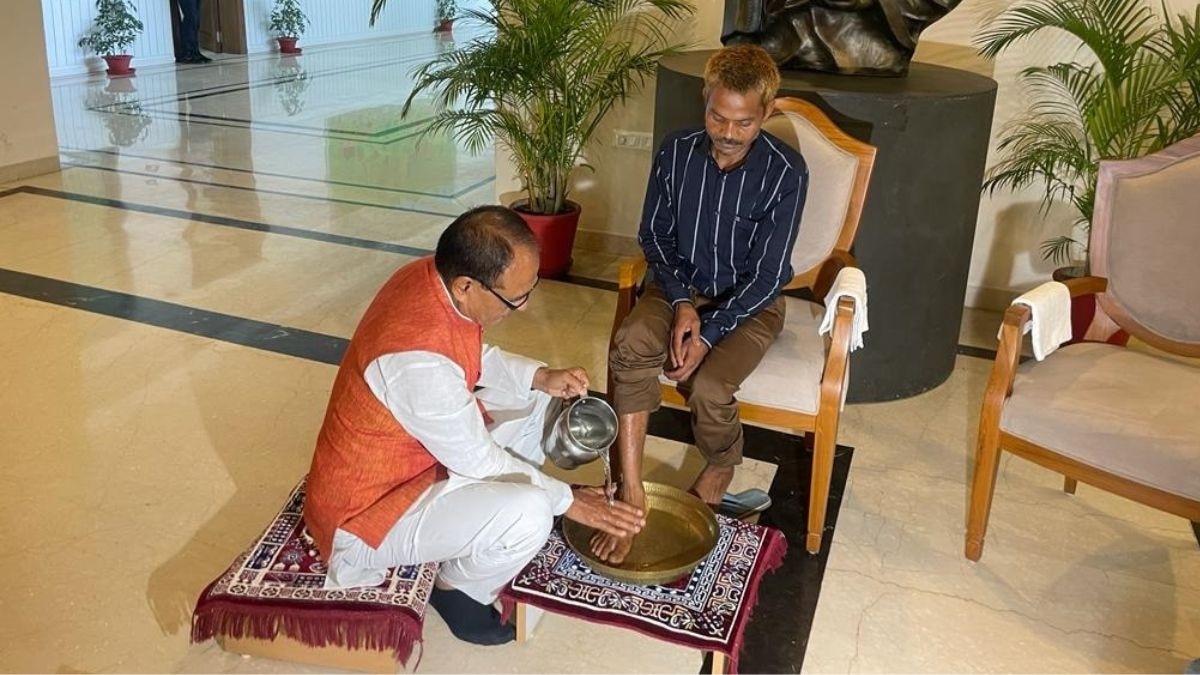 Watch: MP CM Shivraj Singh Chouhan washes Sidhi pee case victim's feet, apologises