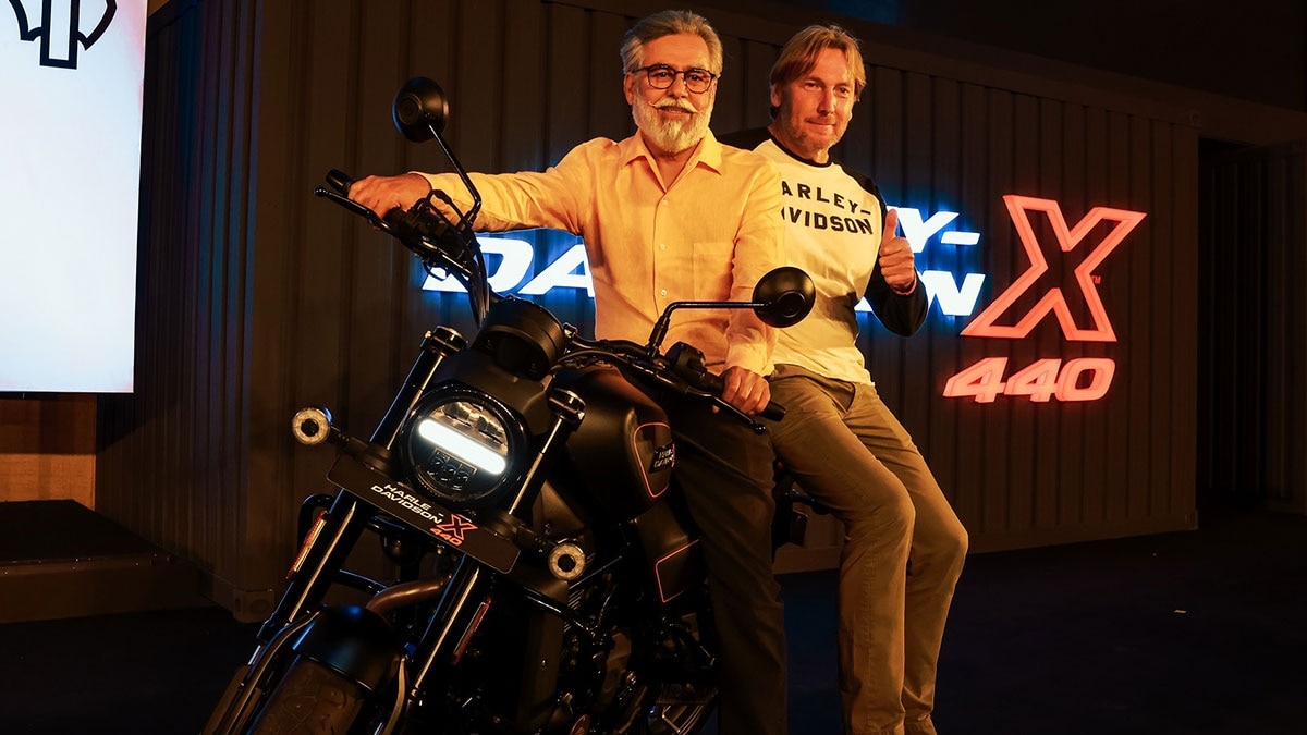 X440 becomes the the first premium motorcycle to be introduced under the agreement between Hero MotoCorp and Harley-Davidson. X440 becomes the the first premium motorcycle to be introduced under the agreement between Hero MotoCorp and Harley-Davidson.