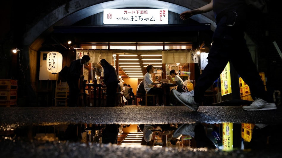 Japan's service activity maintains firm pace as demand picks up - PMI (Photo: Reuters) Japan's service activity maintains firm pace as demand picks up - PMI (Photo: Reuters)