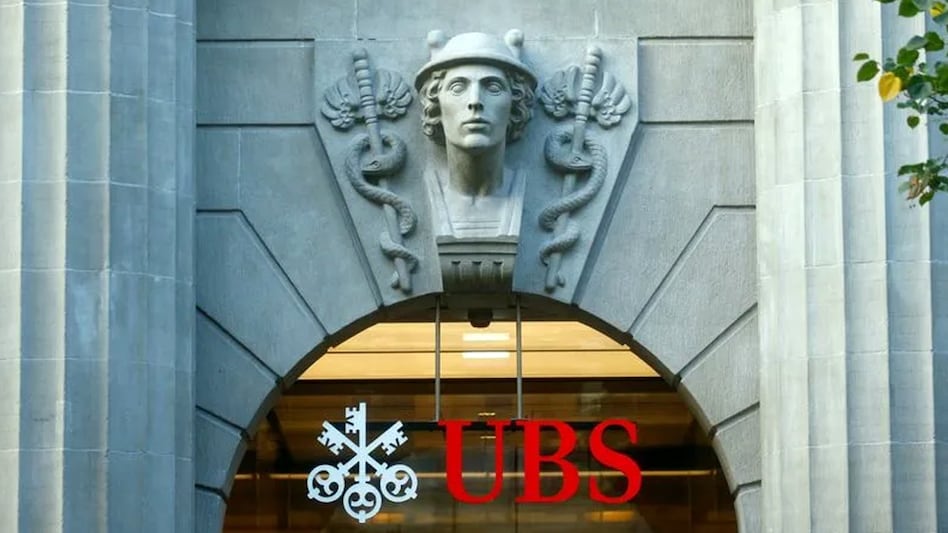 Earlier this week, Credit Suisse started broad layoffs in New York. Earlier this week, Credit Suisse started broad layoffs in New York.