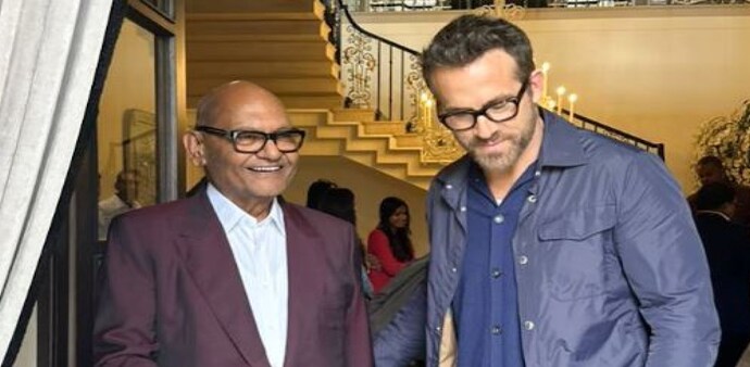 Vedanta Group Chairman Anil Agarwal recently met entrepreneur and actor Ryan Reynolds (Image: Twitter) Vedanta Group Chairman Anil Agarwal recently met entrepreneur and actor Ryan Reynolds (Image: Twitter)