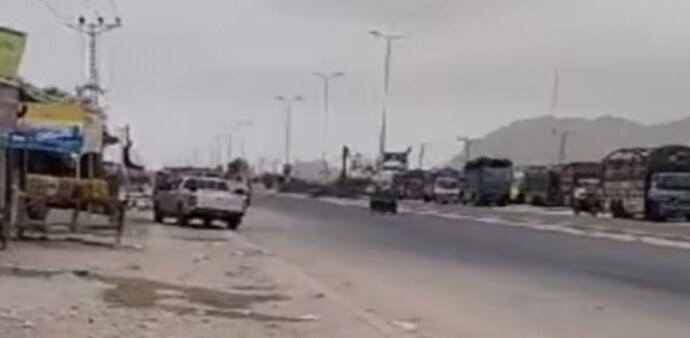 Pakistan: The attack on the convoy of Chinese engineers happened at around 9:30 am. Pakistan: The attack on the convoy of Chinese engineers happened at around 9:30 am.