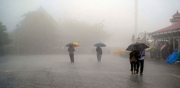 In northwest India, isolated heavy rainfall is very likely over Uttarakhand, Uttar Pradesh till August 6 In northwest India, isolated heavy rainfall is very likely over Uttarakhand, Uttar Pradesh till August 6