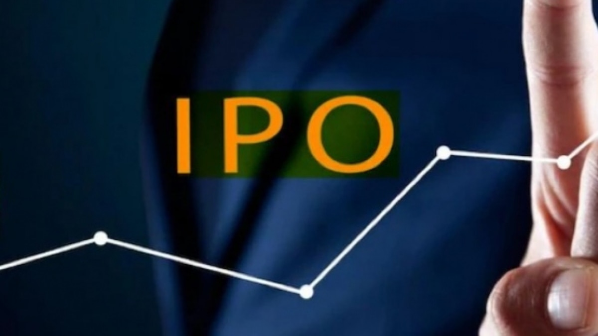 The company, whose chip technology powers most smartphones including iPhones, did not reveal the number of shares it was planning to sell and the valuation it would seek. The company, whose chip technology powers most smartphones including iPhones, did not reveal the number of shares it was planning to sell and the valuation it would seek.