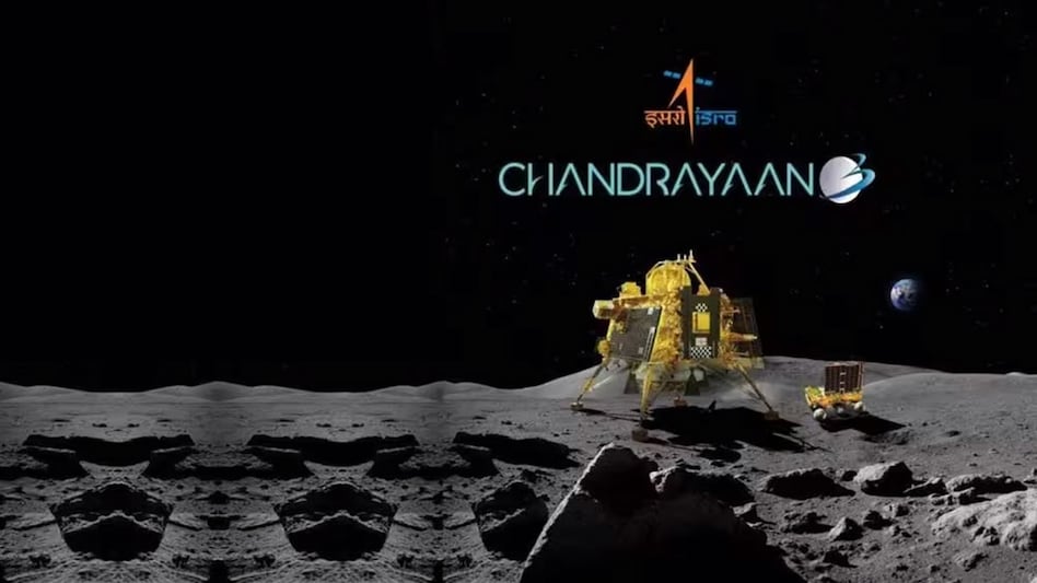 Approximately 2 m in height and about 1,700 kg in weight, the Chandrayaan-3 lander bears a resemblance to an SUV’s dimensions. Approximately 2 m in height and about 1,700 kg in weight, the Chandrayaan-3 lander bears a resemblance to an SUV’s dimensions.