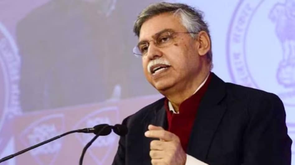 Hero MotoCorp discloses details of promoter family settlement, says Sunil Munjal quit as Joint MD in 2016 Hero MotoCorp discloses details of promoter family settlement, says Sunil Munjal quit as Joint MD in 2016