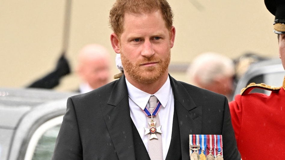 Prince Harry loses 'HRH' title Prince Harry loses 'HRH' title