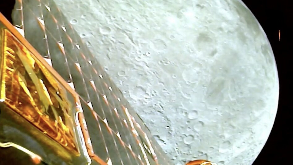 WATCH: ISRO releases breath-taking visuals of Moon from Chandrayaan-3 during its LOI maneuver WATCH: ISRO releases breath-taking visuals of Moon from Chandrayaan-3 during its LOI maneuver