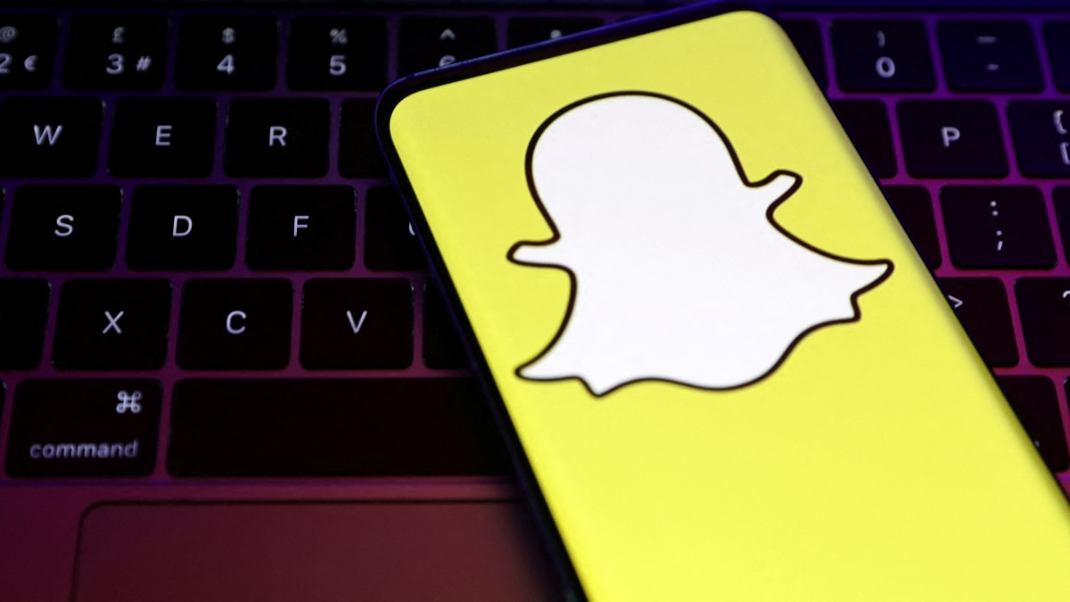 Snapchat's AI chatbot seemingly ‘came alive’, started posting stories to users’ profile