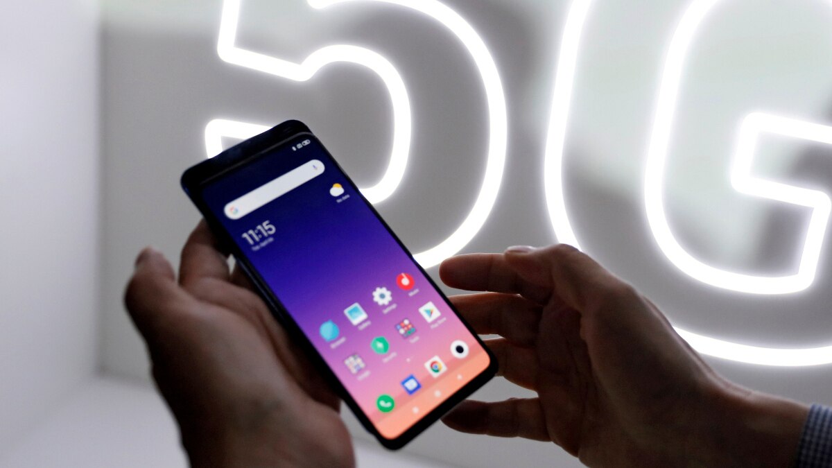 Google bans Android apps that quietly kill your phone's battery life, McAfee reveals