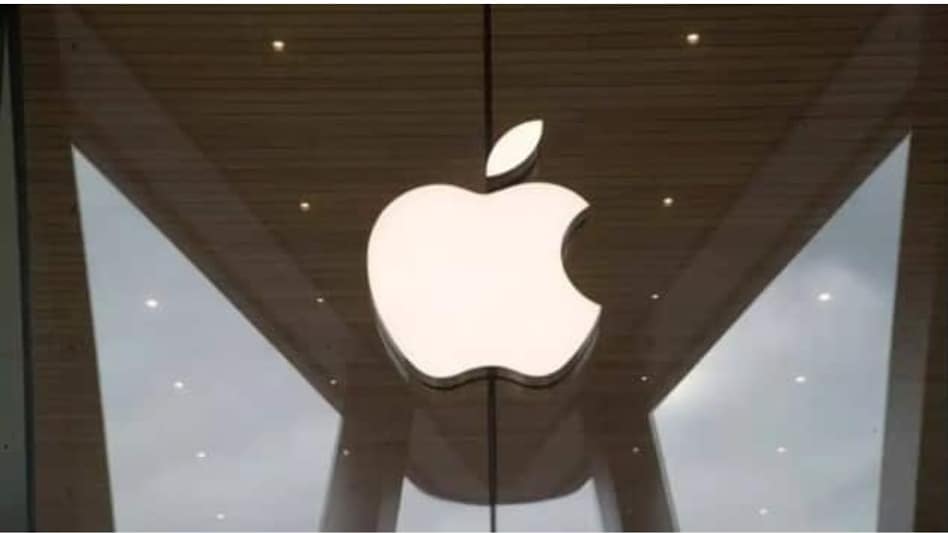 The Apple iPhone 15 series is rumoured to come with slimmer bezels and a price hike. The Apple iPhone 15 series is rumoured to come with slimmer bezels and a price hike.