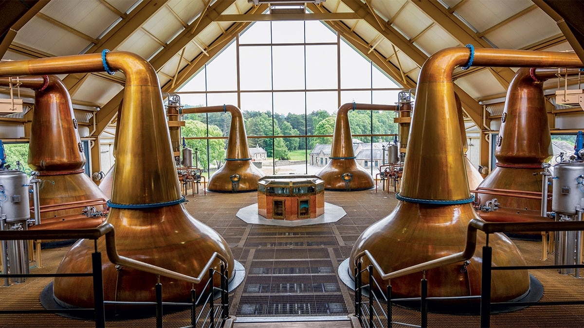 It's impossible to stay clear of whisky from the moment you arrive in Scotland. Visit a few distilleries to discover the process behind the spirit It's impossible to stay clear of whisky from the moment you arrive in Scotland. Visit a few distilleries to discover the process behind the spirit