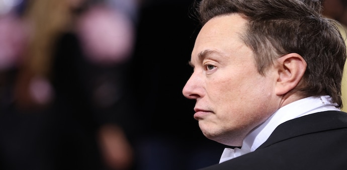 Elon Musk is the father of 10 children Elon Musk is the father of 10 children
