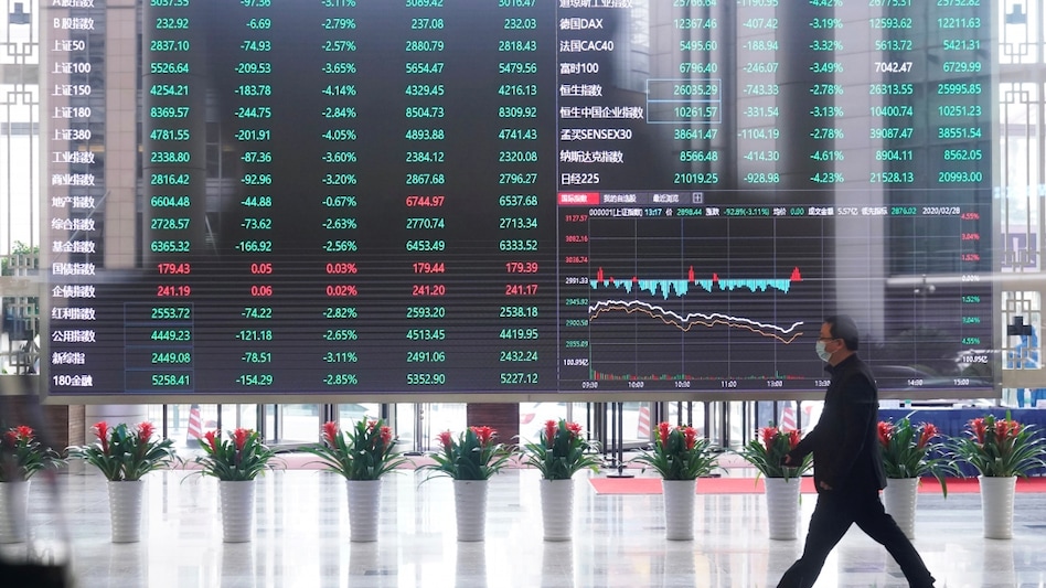 Hong Kong stocks were also dampened as e-commerce giant Alibaba Group dropped 3.1% Hong Kong stocks were also dampened as e-commerce giant Alibaba Group dropped 3.1%