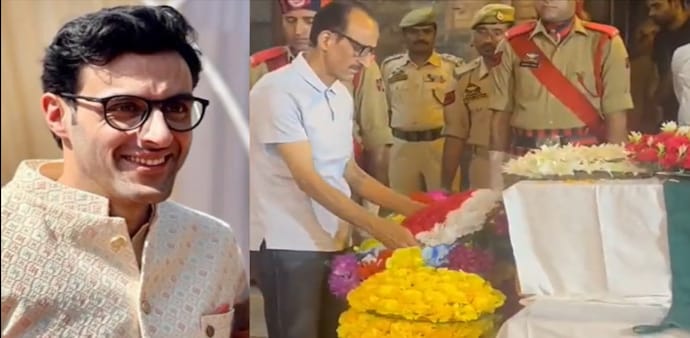 DSP Humayun Bhat's father lays wreath on his mortal remains DSP Humayun Bhat's father lays wreath on his mortal remains