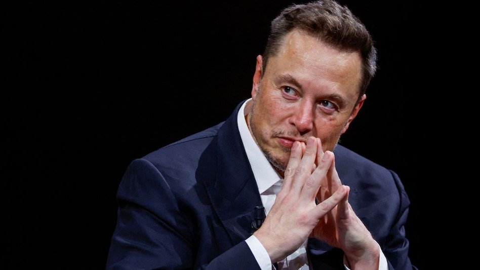 Elon Musk's father is worried about the security of his son Elon Musk's father is worried about the security of his son
