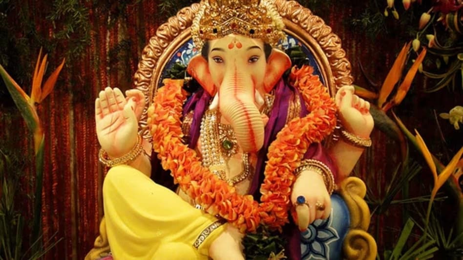Use the occasion of Ganesh Chaturthi to start afresh with your financial life. Clear your debts, pay off pending bills, and regularise your investments. Use the occasion of Ganesh Chaturthi to start afresh with your financial life. Clear your debts, pay off pending bills, and regularise your investments.