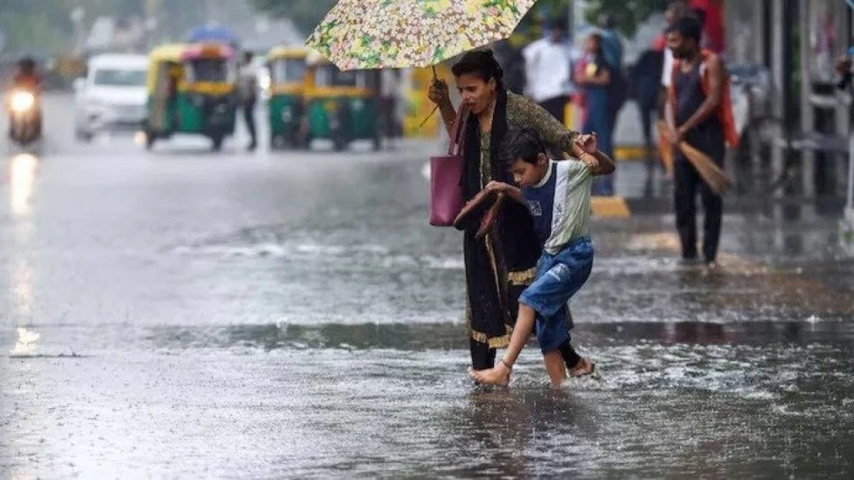 Rainfall alert! More rain expected in Delhi today; IMD issues alert for these states - BusinessToday