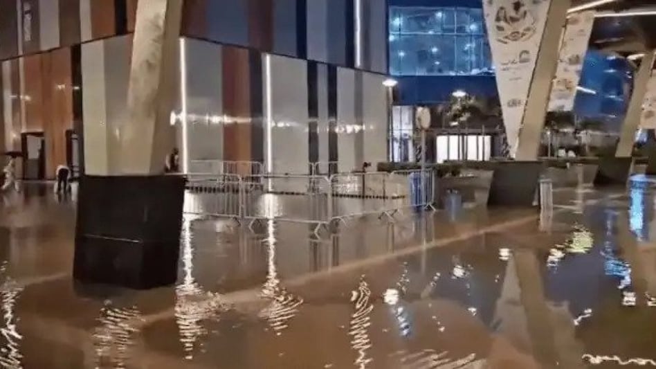 Saurabh Bhardwaj shared a 31-second-video of the heavily inundated main area around Mandapam Saurabh Bhardwaj shared a 31-second-video of the heavily inundated main area around Mandapam