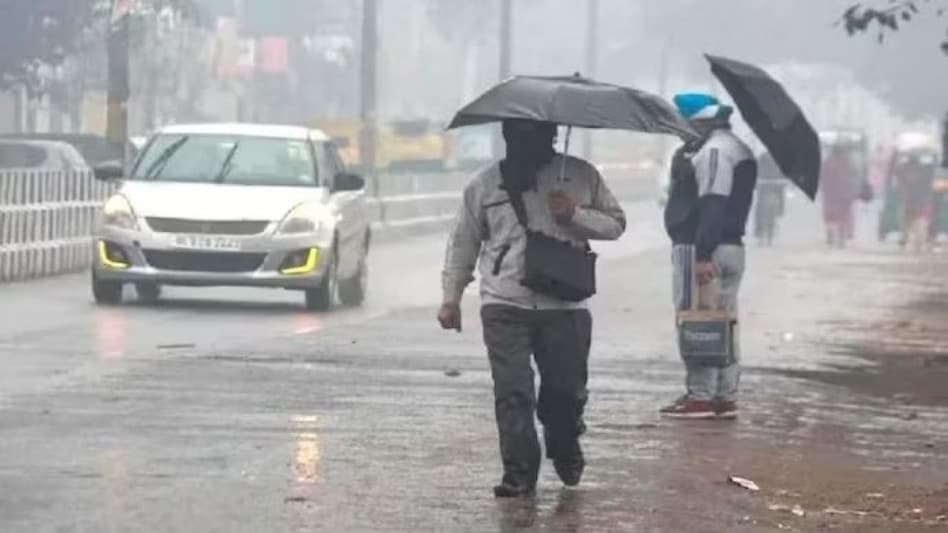On Thursday, the weather office had said that generally cloudy skies with light to moderate rainfall is expected in Delhi over the next five days On Thursday, the weather office had said that generally cloudy skies with light to moderate rainfall is expected in Delhi over the next five days