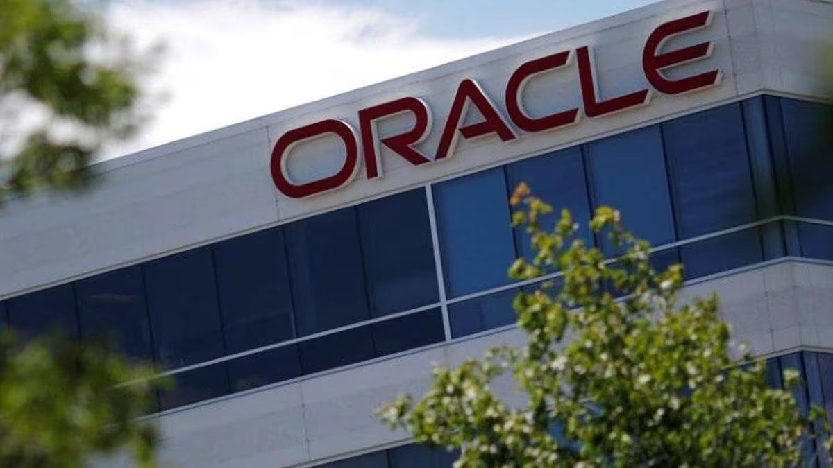 Oracle expands distributed cloud offerings, adds Database@Azure and MySQL HeatWave Lakehouse