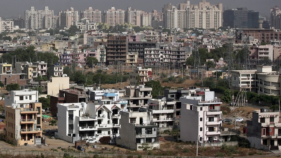 Centre considering Rs 60,000-cr housing loan interest subsidy scheme: Report Centre considering Rs 60,000-cr housing loan interest subsidy scheme: Report