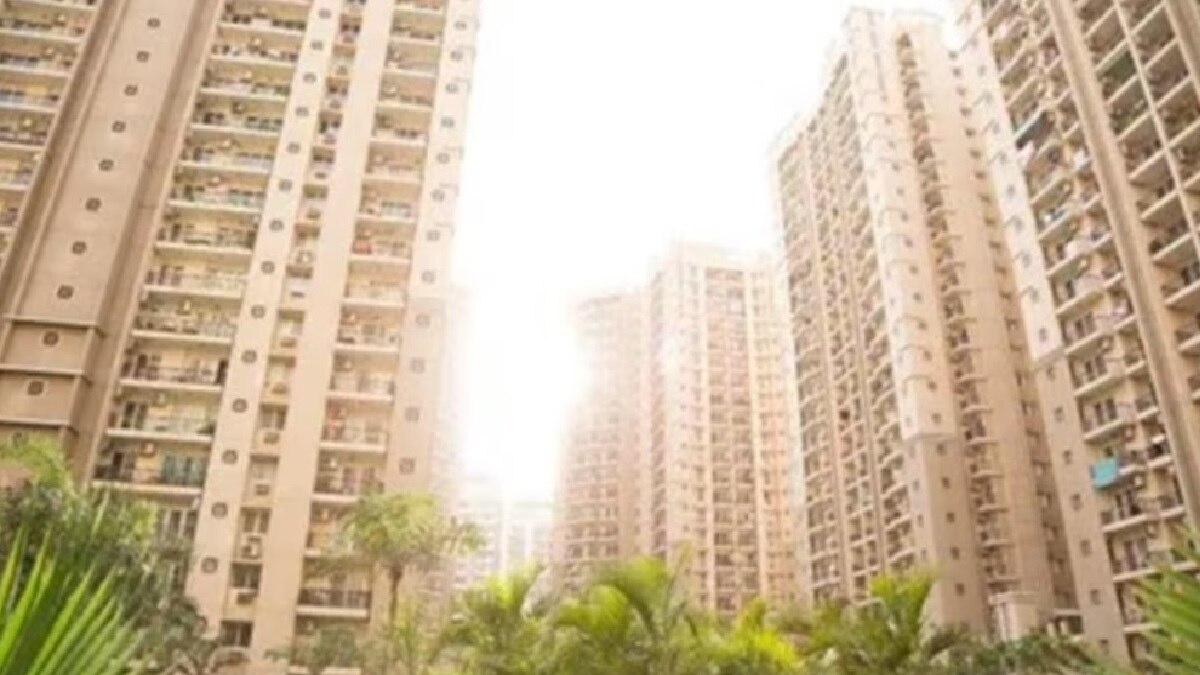 'Renting my 2BHK in Indiranagar': Bengaluru techie raising rent by Rs 10k within hours sparks memefest 'Renting my 2BHK in Indiranagar': Bengaluru techie raising rent by Rs 10k within hours sparks memefest