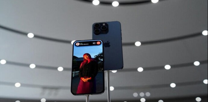 iPhone 15 Pro iPhone 15 Pro