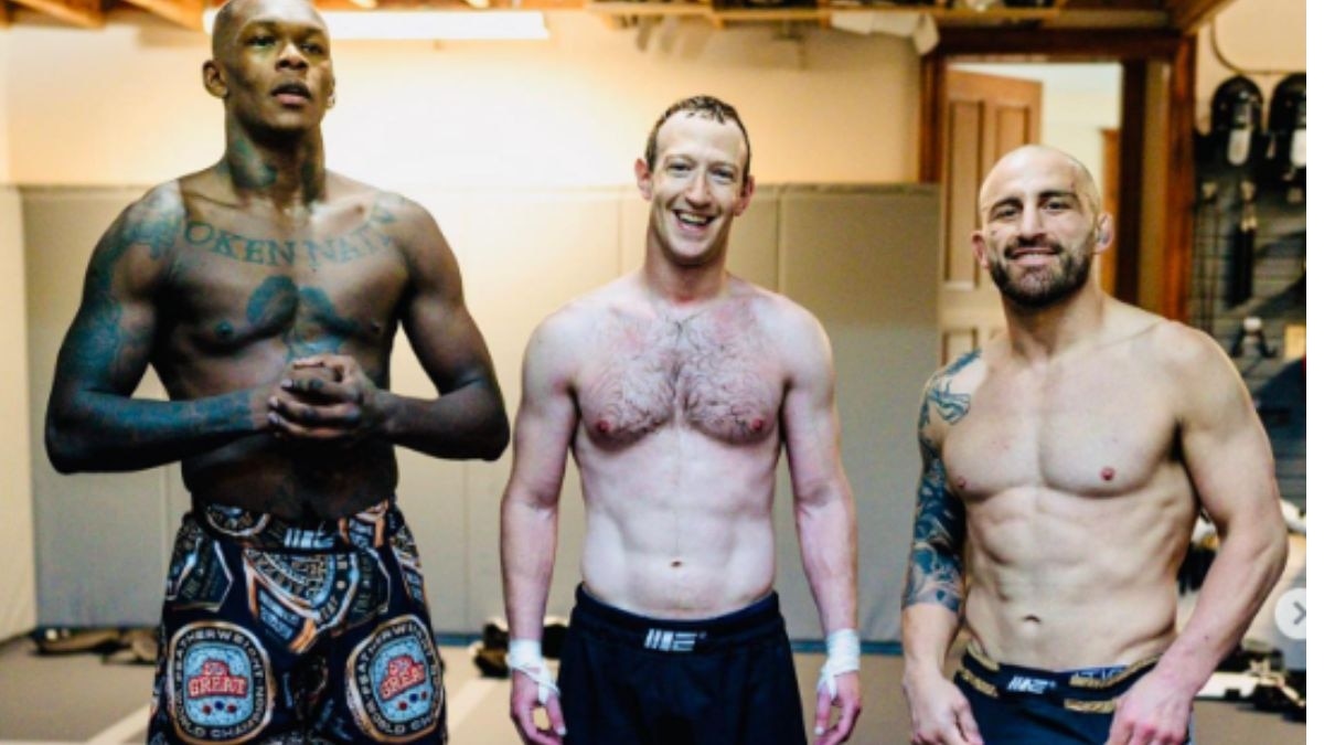 Mark Zuckerberg with Israel Adesanya (left) and Alexander Volkanovski (right) Mark Zuckerberg with Israel Adesanya (left) and Alexander Volkanovski (right)