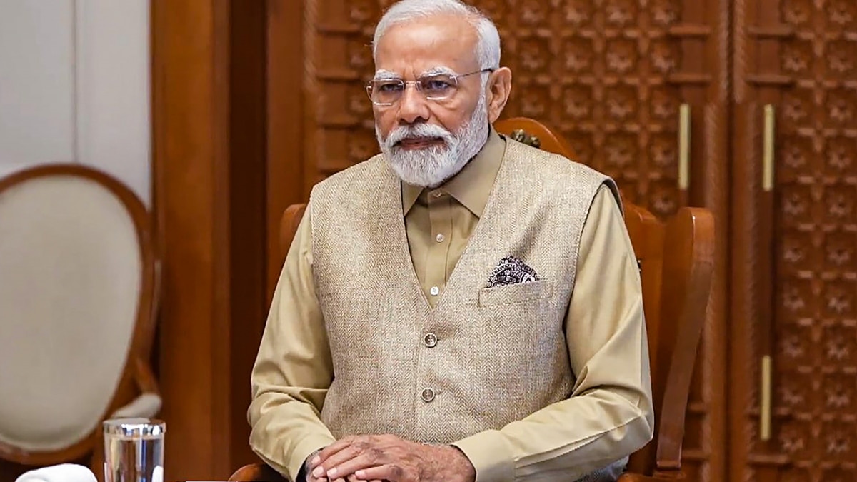 Prime Minister Modi directed the Department of Space to set their sights on more ambitious goals. Prime Minister Modi directed the Department of Space to set their sights on more ambitious goals.