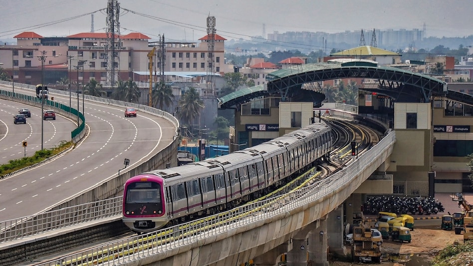 'Used to pay Rs 500 to cab, now I pay Rs 36 to BMRCL': Netizens hail Bengaluru Metro's Purple Line 'Used to pay Rs 500 to cab, now I pay Rs 36 to BMRCL': Netizens hail Bengaluru Metro's Purple Line
