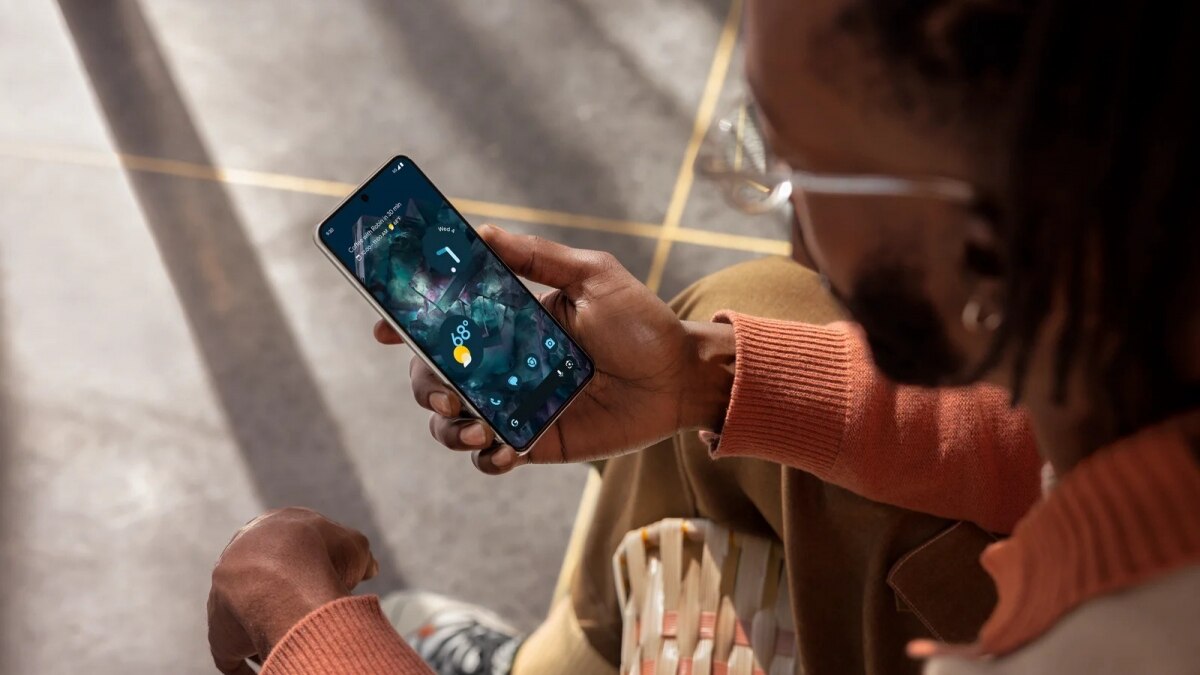 Of all the changes coming to Google’s flagships, I’m most intrigued by new temperature sensor on the Pixel 8 Pro. Of all the changes coming to Google’s flagships, I’m most intrigued by new temperature sensor on the Pixel 8 Pro.