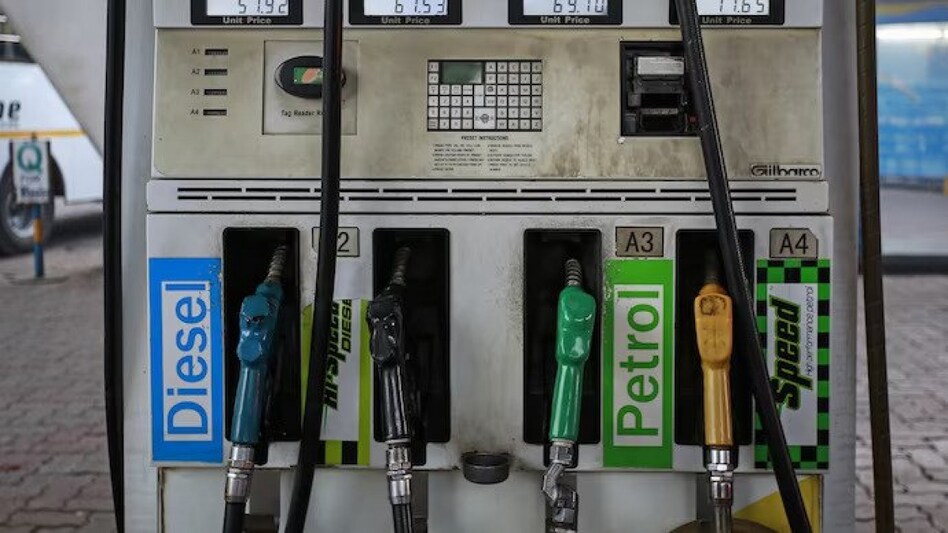 After the daily revision by oil marketing companies, the price of petrol in Delhi is Rs 96.72 per litre and diesel costs Rs 89.62 per litre. After the daily revision by oil marketing companies, the price of petrol in Delhi is Rs 96.72 per litre and diesel costs Rs 89.62 per litre.