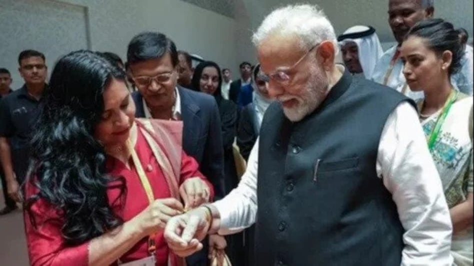 After she tied the rakhi, PM Modi placed his hand on Rivera’s head and blessed her. After she tied the rakhi, PM Modi placed his hand on Rivera’s head and blessed her.