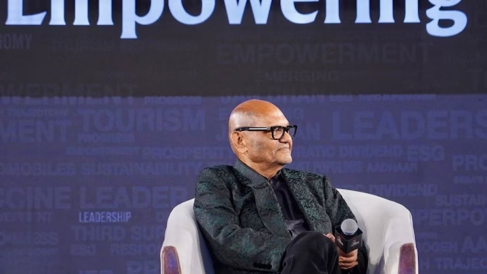 On Thursday (October 5), CRISIL Ratings placed the long-term bank facilities and debt instruments of Vedanta Limited under 'Rating Watch with Negative Implications'. On Thursday (October 5), CRISIL Ratings placed the long-term bank facilities and debt instruments of Vedanta Limited under 'Rating Watch with Negative Implications'.