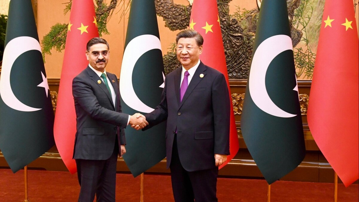 Pakistan caretaker PM meets Chinese President Xi Jinping Pakistan caretaker PM meets Chinese President Xi Jinping