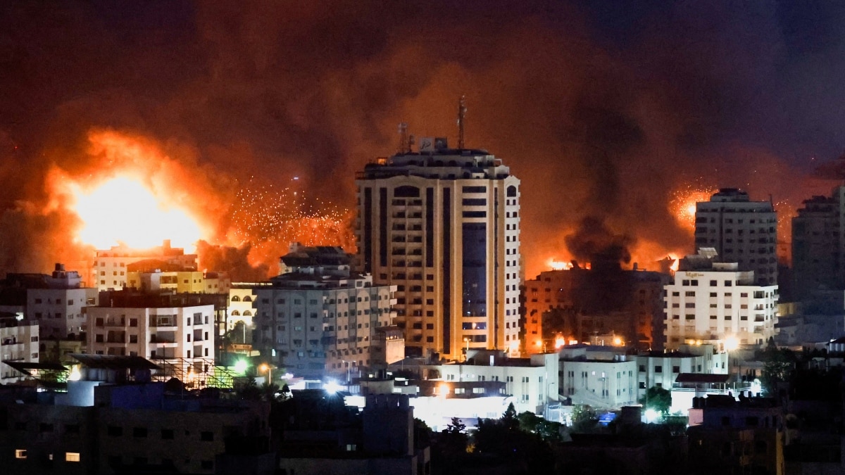 Israel continues to strike Hamas targets in Gaza. Israel continues to strike Hamas targets in Gaza.