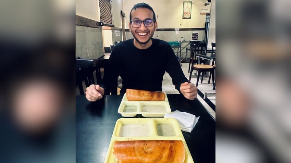 On X, Agarwal shared a picture of him at CTR Malleshwaram, one of Bengaluru’s legendary tiffin centres, eating "Benne Dosa" On X, Agarwal shared a picture of him at CTR Malleshwaram, one of Bengaluru’s legendary tiffin centres, eating "Benne Dosa"