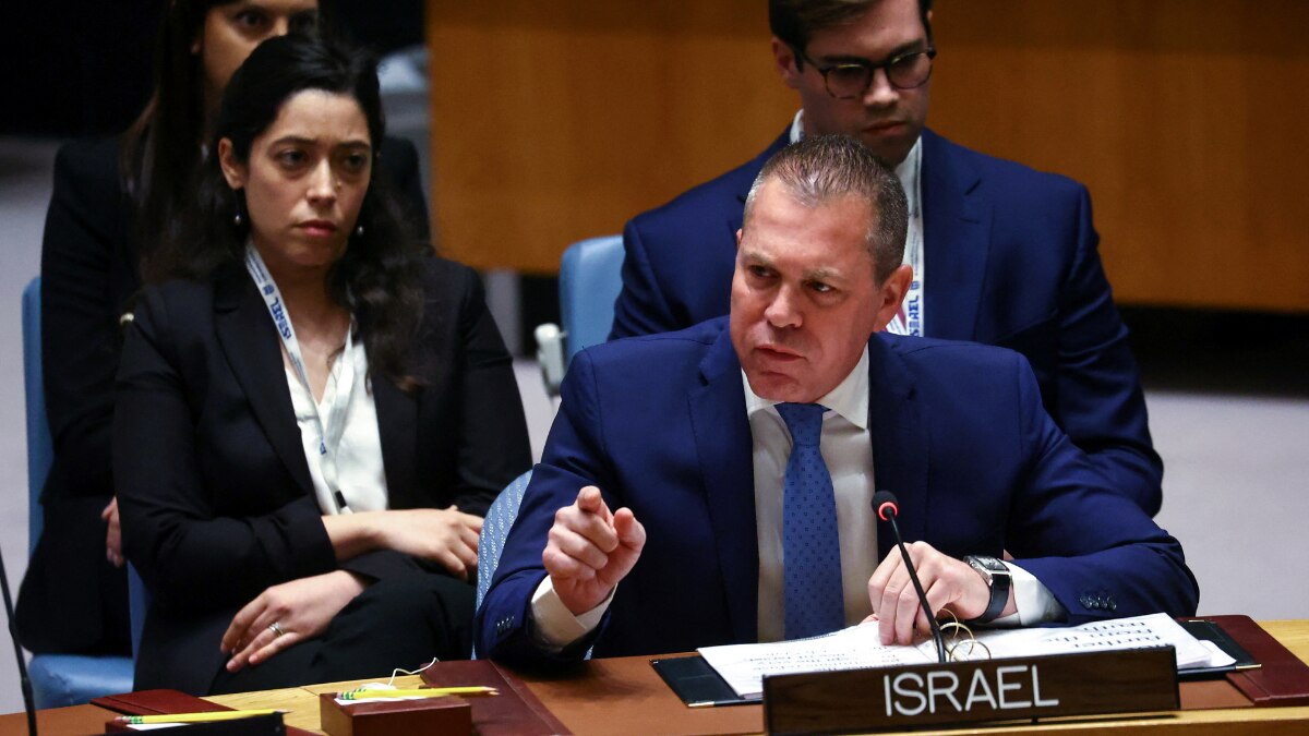 Israel UN envoy decries 'war crimes,' UN Security Council meets