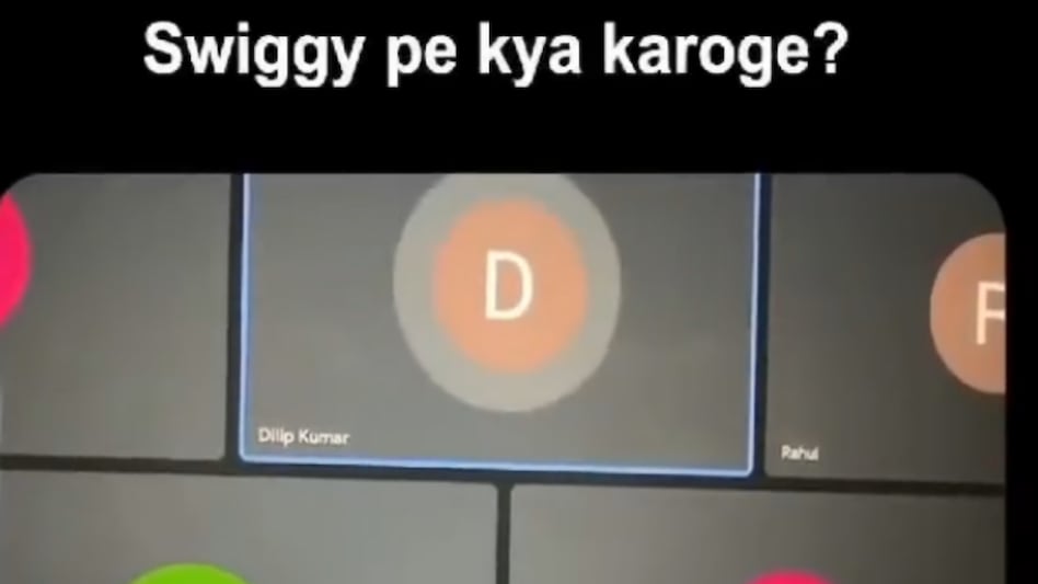 The video shows that an employee could not contain his frustration with too much work pressure and burst out his anger on a senior during a virtual call (Image: Twitter) The video shows that an employee could not contain his frustration with too much work pressure and burst out his anger on a senior during a virtual call (Image: Twitter)