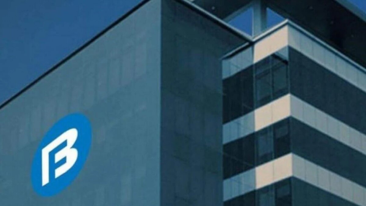 Bajaj Finance suggested December 30 as an indicative time period for completion of the acquisition "subject to satisfaction of the conditions to be set out in the definitive agreements to be entered." Bajaj Finance suggested December 30 as an indicative time period for completion of the acquisition "subject to satisfaction of the conditions to be set out in the definitive agreements to be entered."
