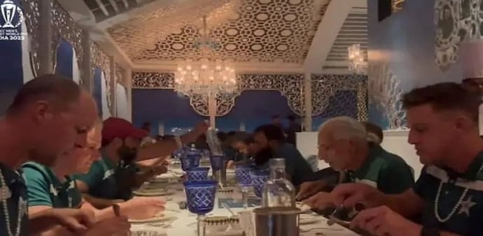 Pakistan cricket team enjoyed dinner at 'Jewel of Nizam' in Hyderabad Pakistan cricket team enjoyed dinner at 'Jewel of Nizam' in Hyderabad