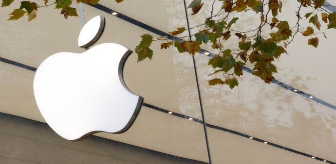 Apple iPhones may soon get a new iOS version loaded with AI features Apple iPhones may soon get a new iOS version loaded with AI features