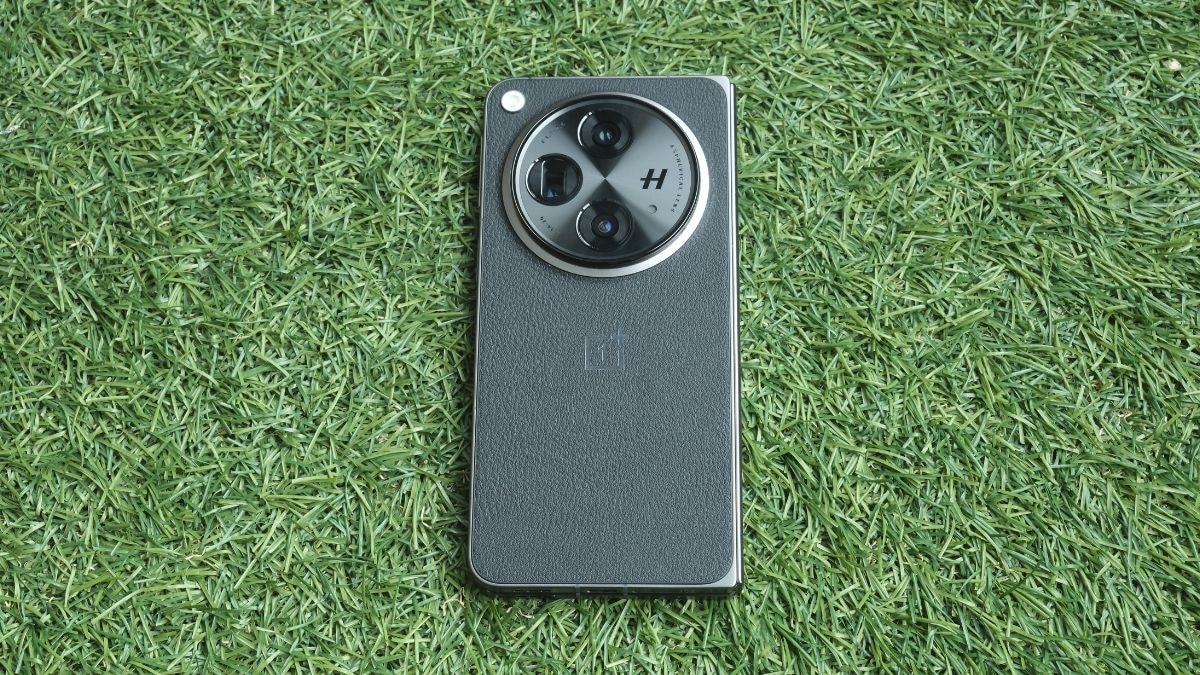 OnePlus Open First sale