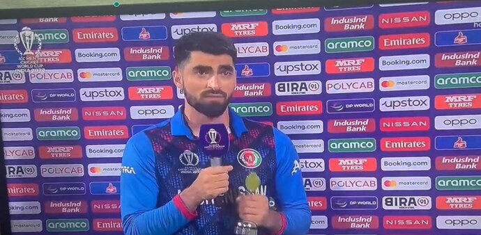 Pakistan has sent back hundreds of Afghans who were living in the country. Pakistan has sent back hundreds of Afghans who were living in the country.