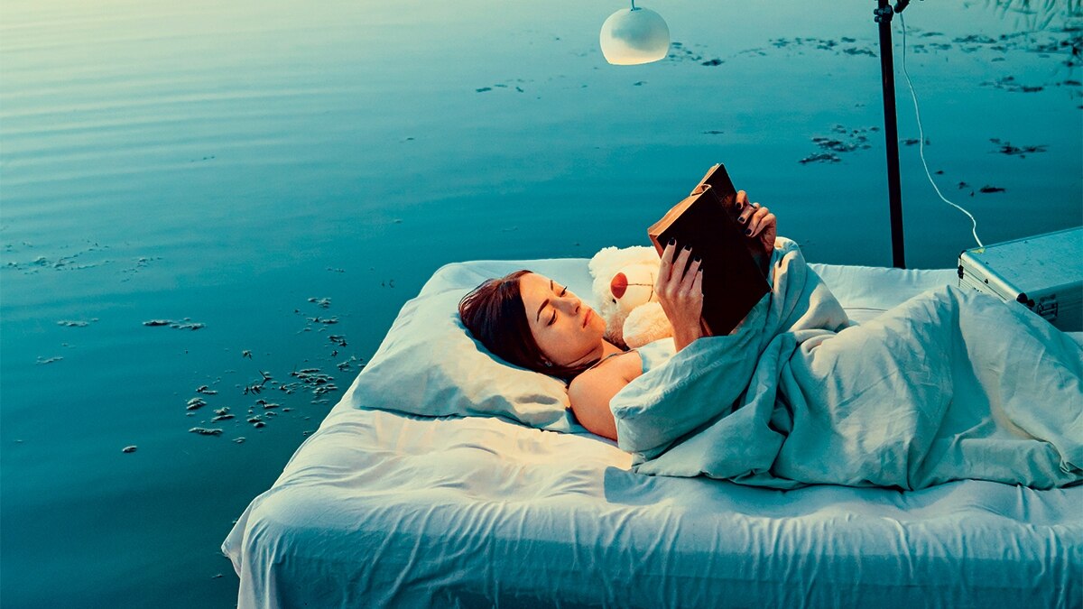 In an increasingly sleep-deprived world, people are looking for ways to rest peacefully, sparking a race among service providers to offer novel sleep services In an increasingly sleep-deprived world, people are looking for ways to rest peacefully, sparking a race among service providers to offer novel sleep services