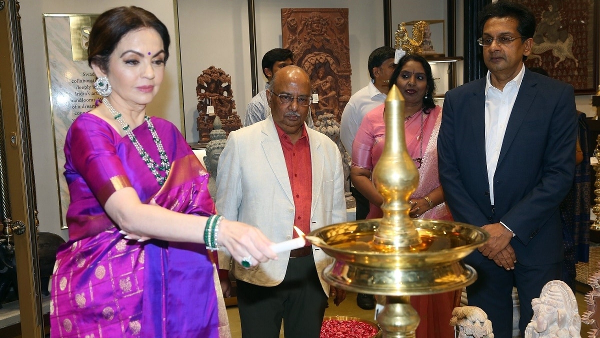 Nita Ambani said that Reliance Retail will expand the Swadesh offering in international markets like the US and Europe as well Nita Ambani said that Reliance Retail will expand the Swadesh offering in international markets like the US and Europe as well