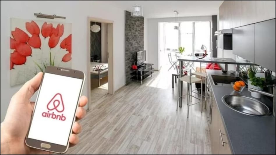 Airbnb has introduced sorting the reviews based on recency or by rating. Airbnb has introduced sorting the reviews based on recency or by rating.