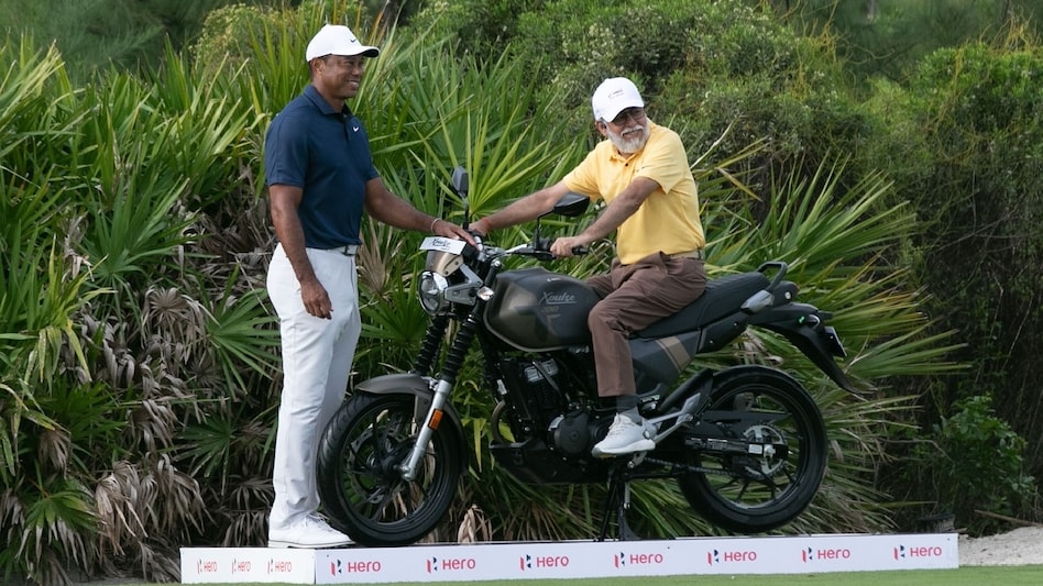 Tiger Woods and Dr Pawan Munjal at the Pro-Am of the Hero World Challenge 2023 Tiger Woods and Dr Pawan Munjal at the Pro-Am of the Hero World Challenge 2023
